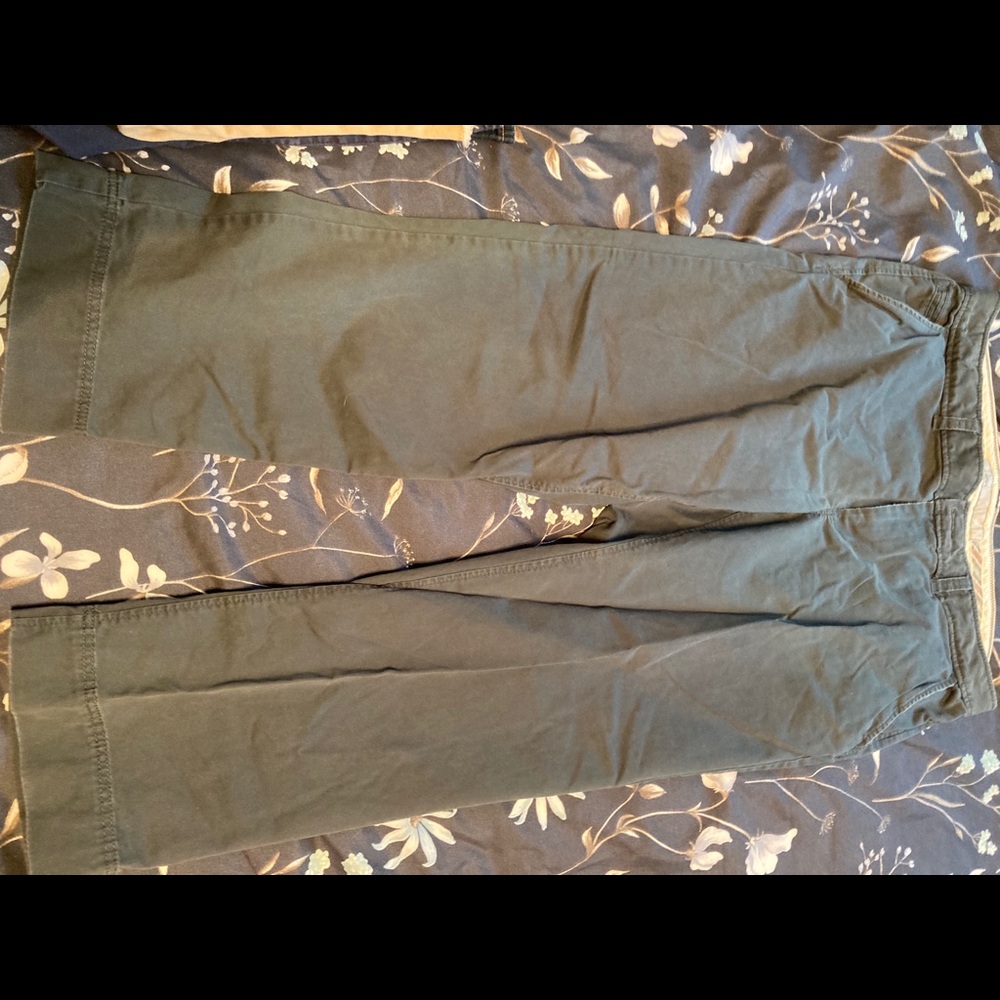 Cropped pants